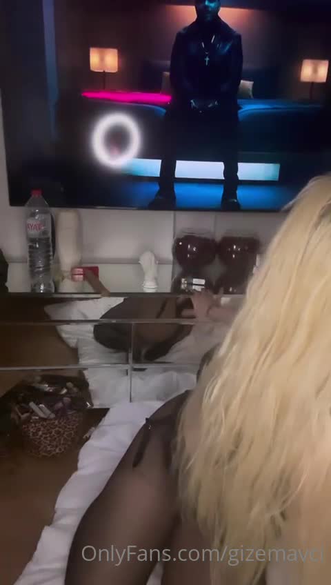 Gizem Avcı Showww