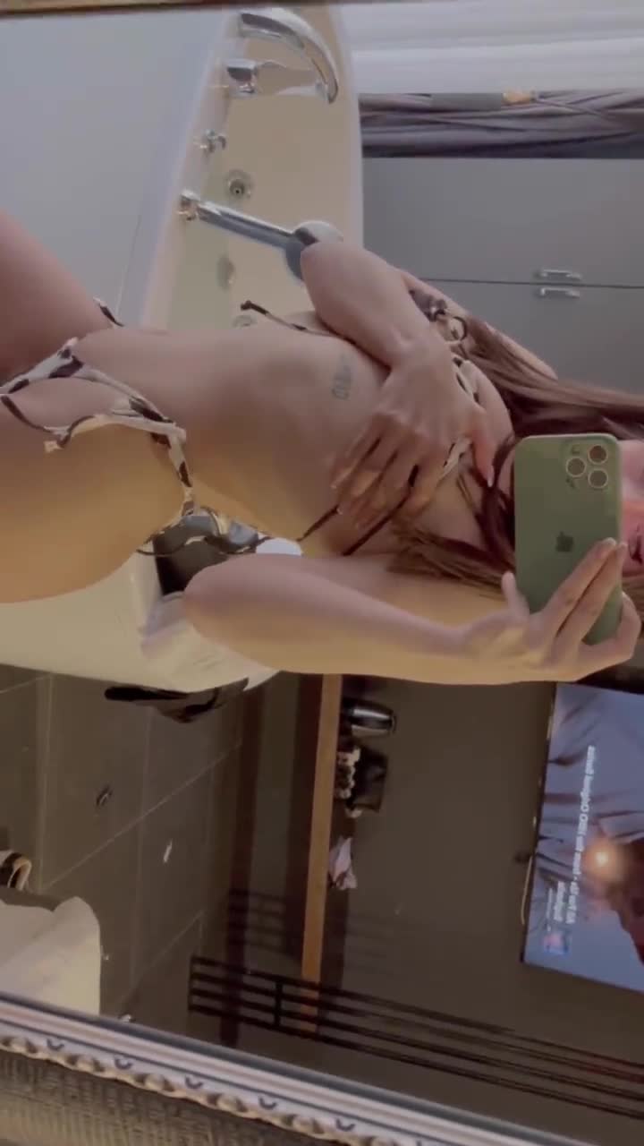 Yeni Bikinimi Beğendin mi?